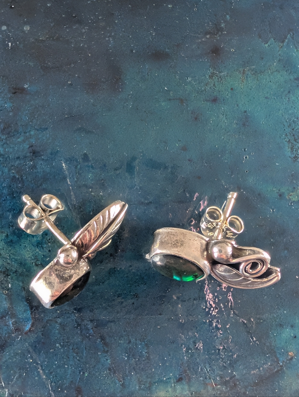 Vintage Native American Paua Shell Solid Sterling Silver Pierced Earrings - Picture 7 of 8